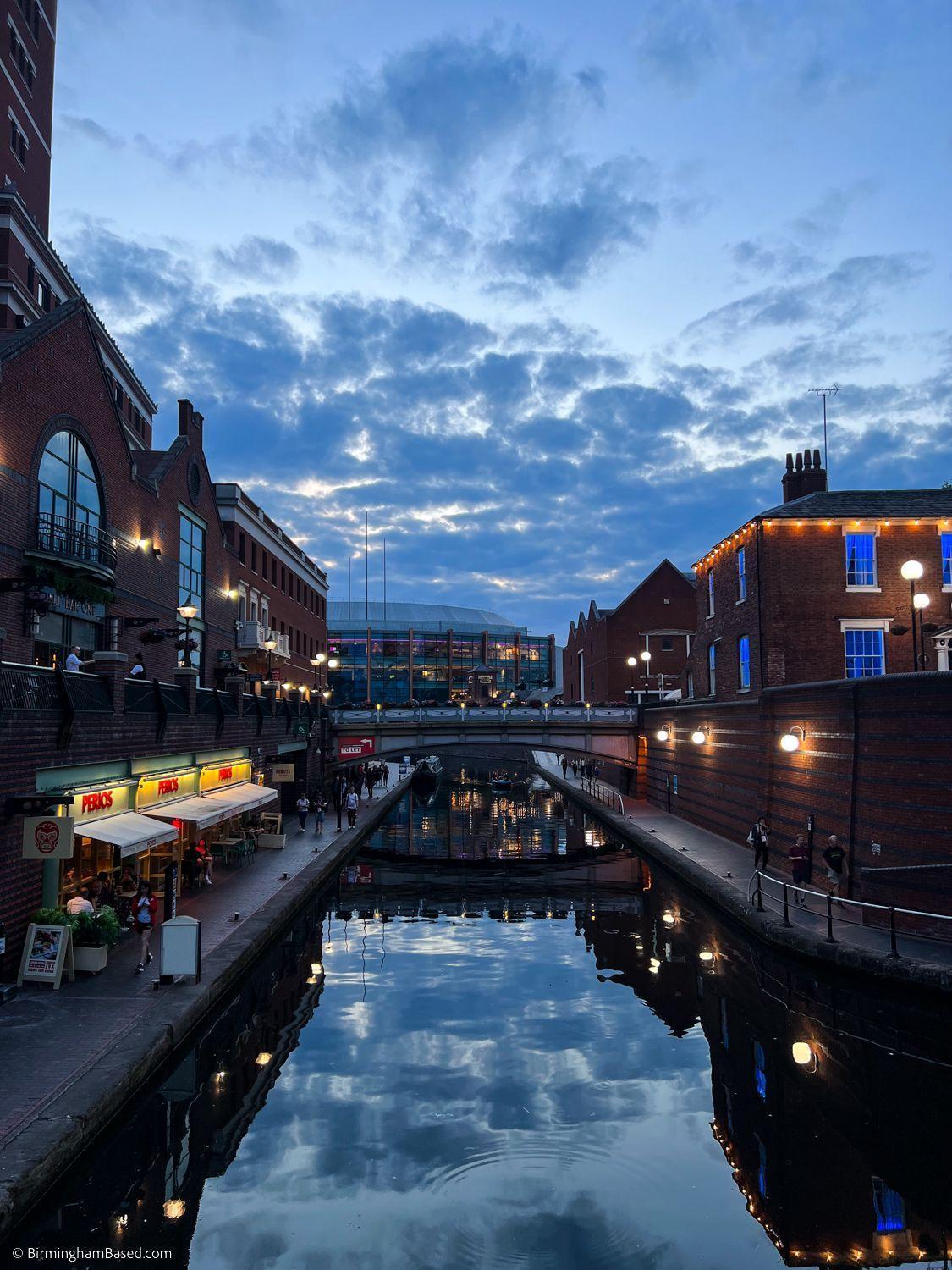 Heart Of City Centre Luxury Apartment With Secure Underground Parking Birmingham Exterior photo